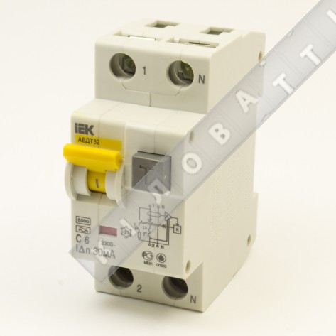 Автоматический выключатель диф. тока IEK АВДТ32 C32 30мА 
